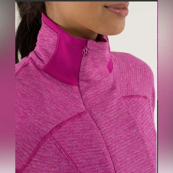 Lululemon Base Runner 1/2 Zip
Mini Check Pique Raspberry / Raspberry - Picture 3 of 14